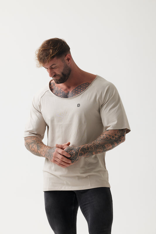 Belator T-shirt raw edge neck Moonbean