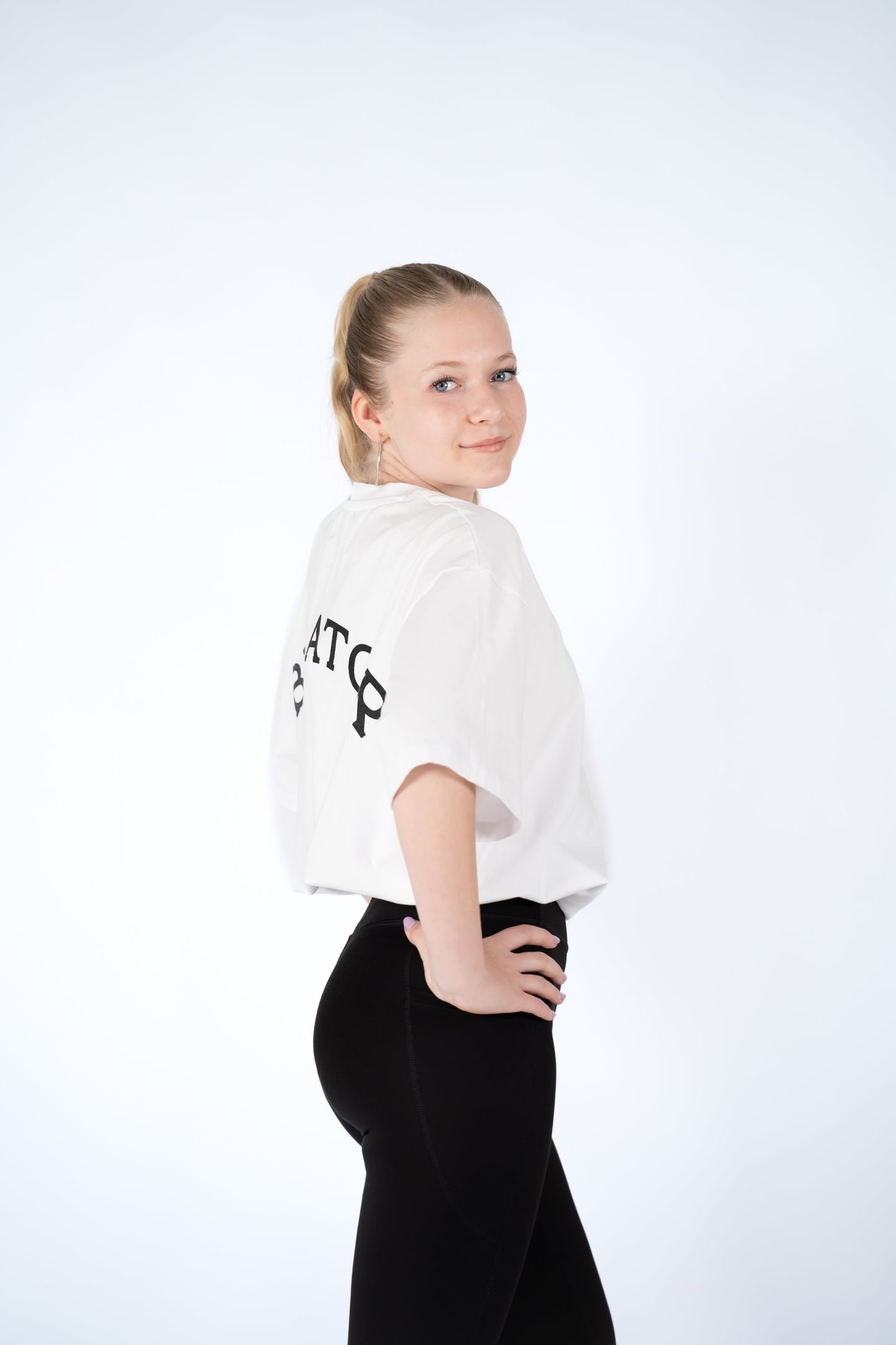 Oversized T-shirt belator Moonbean